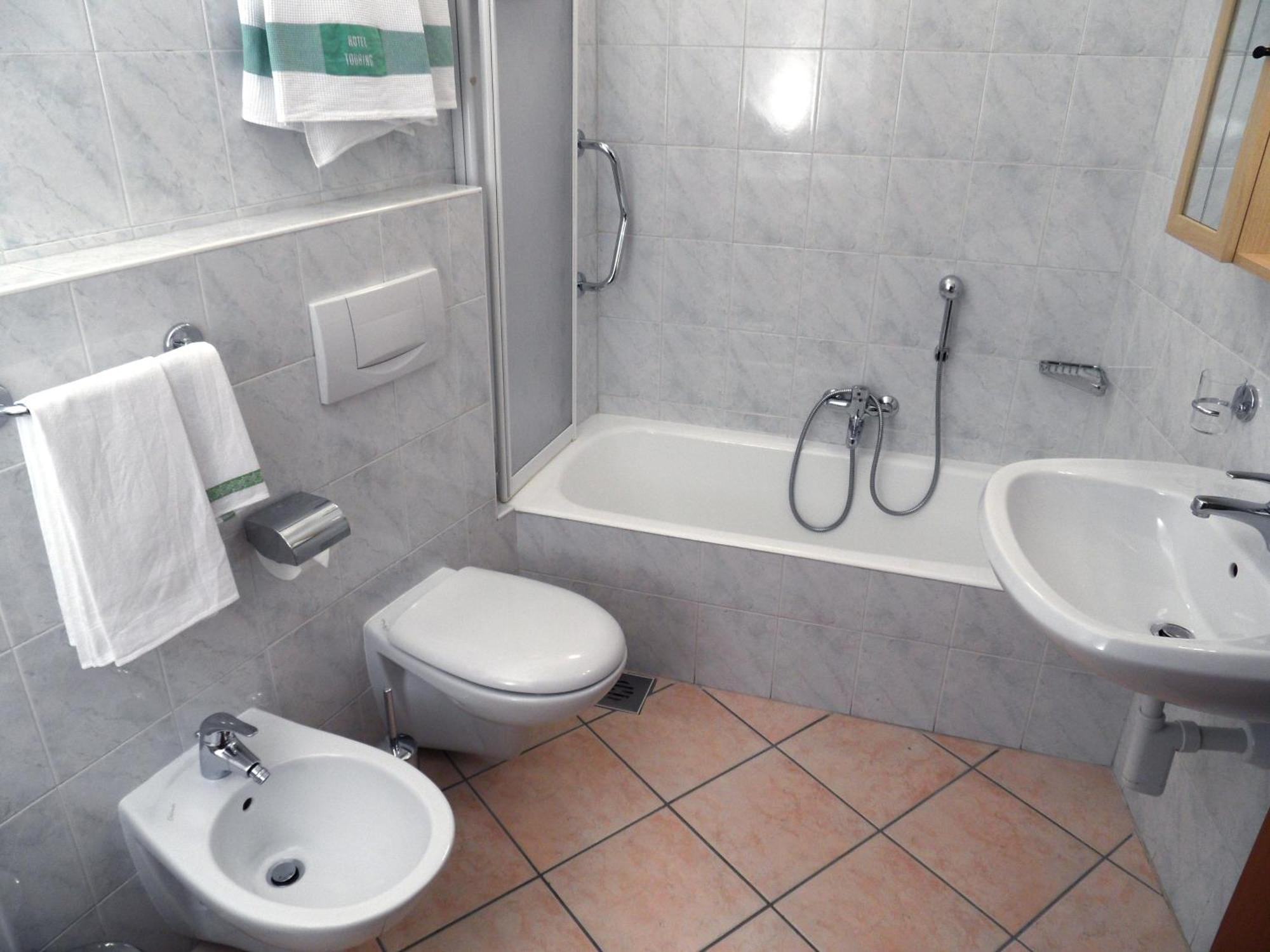 Casa Vacanze Touring Verbania Bagian luar foto