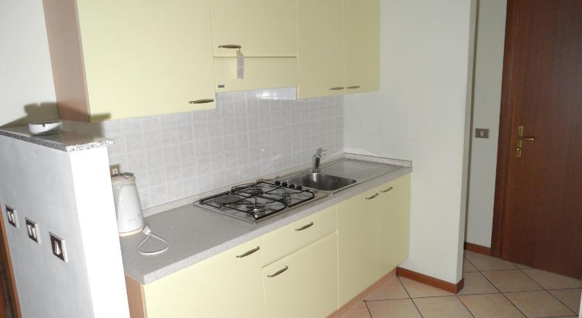 Casa Vacanze Touring Verbania Ruang foto